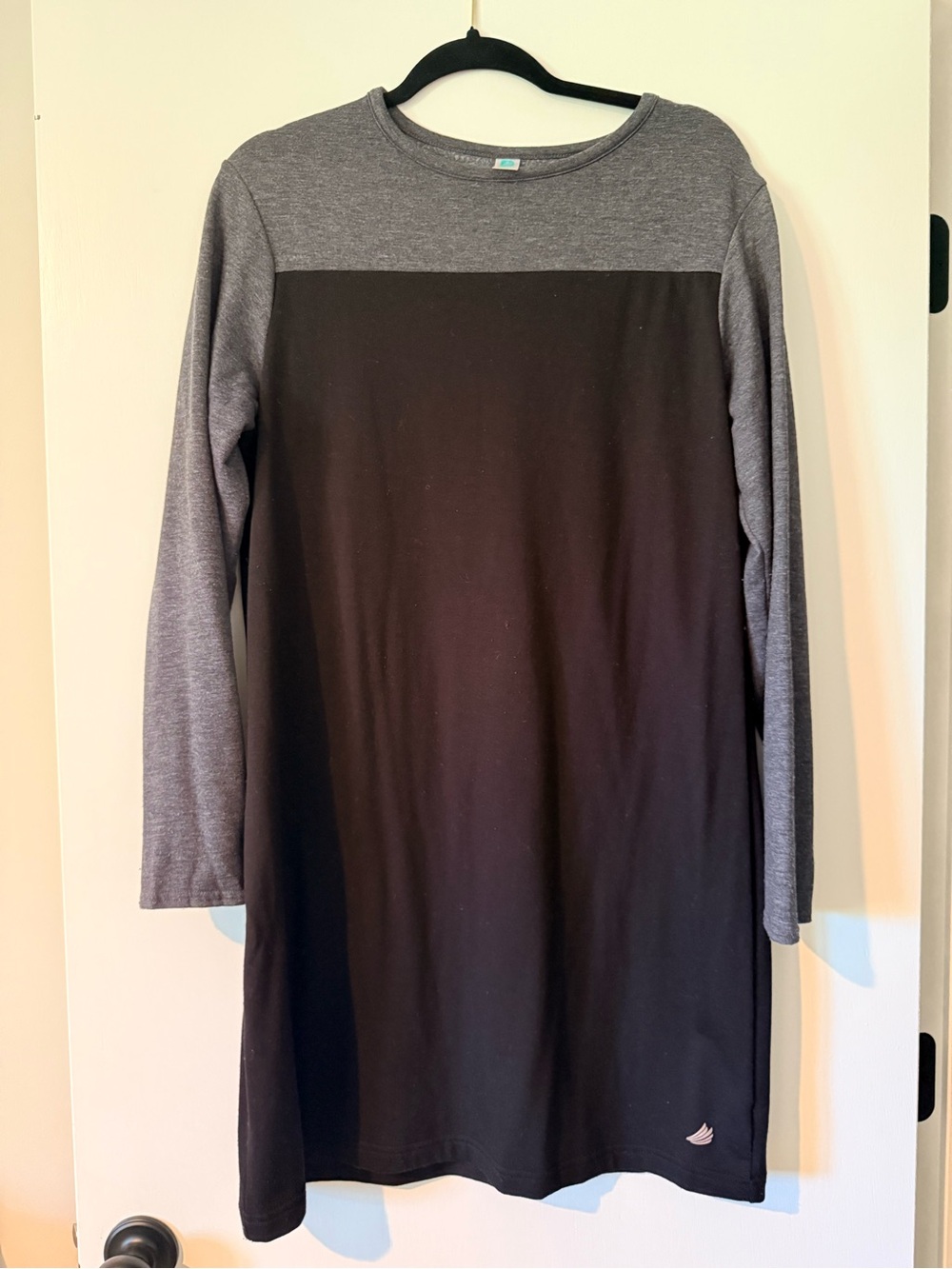 Colorblock Long Sleeve Black and Gray Knit Dress- Size L